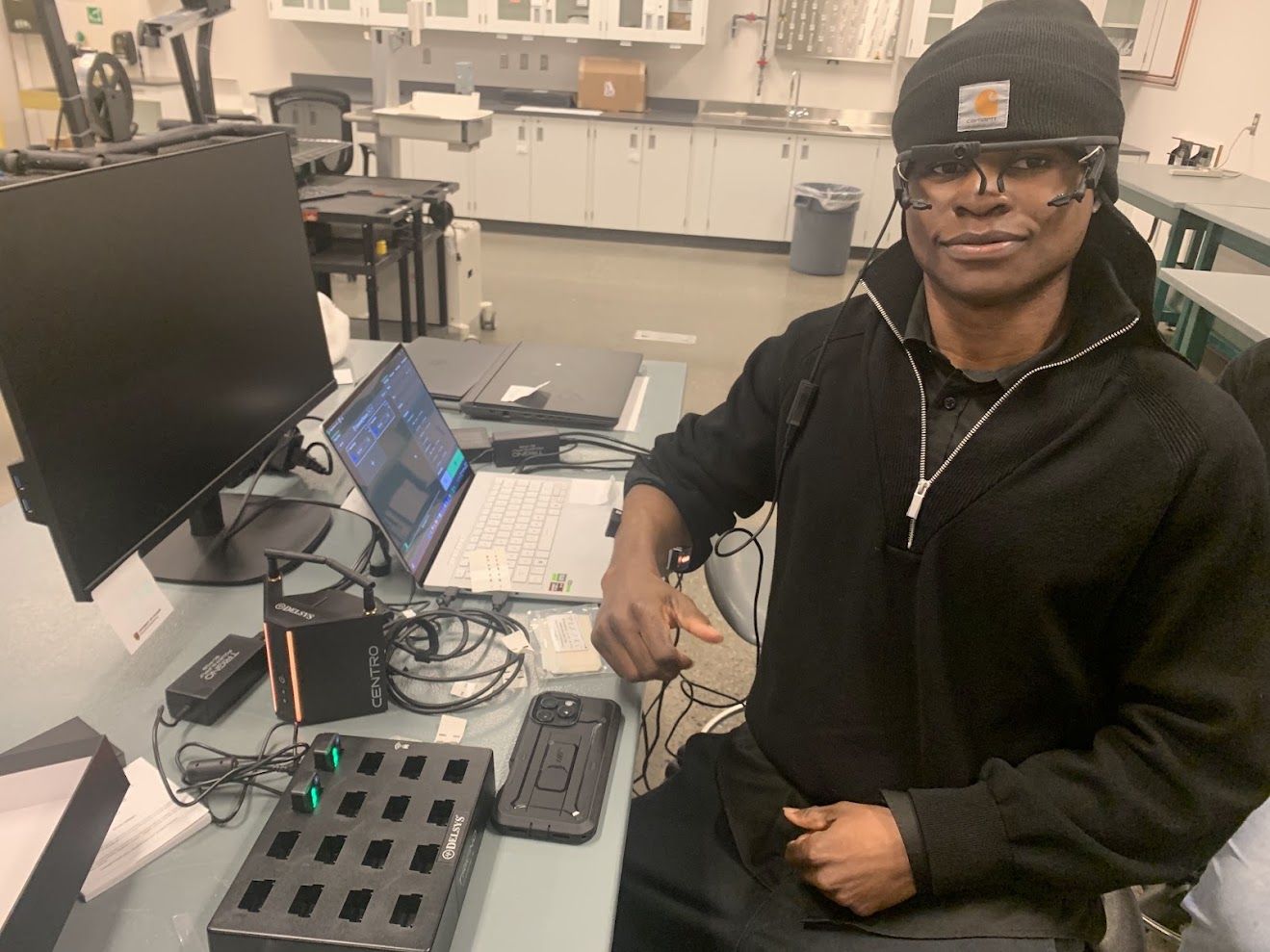 Eye tracking with EMG